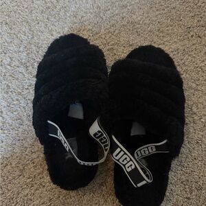 UGG Women's Black Fuzzy Slippers